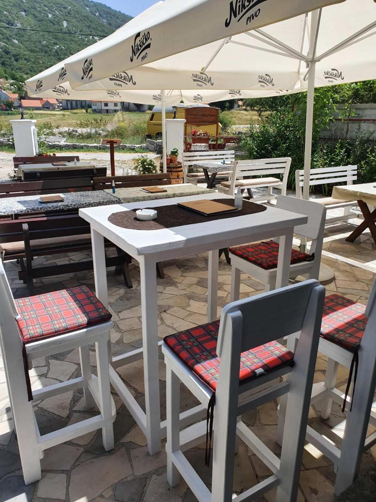 Apartamento Porto Njegusi A2 Cetinje Exterior foto