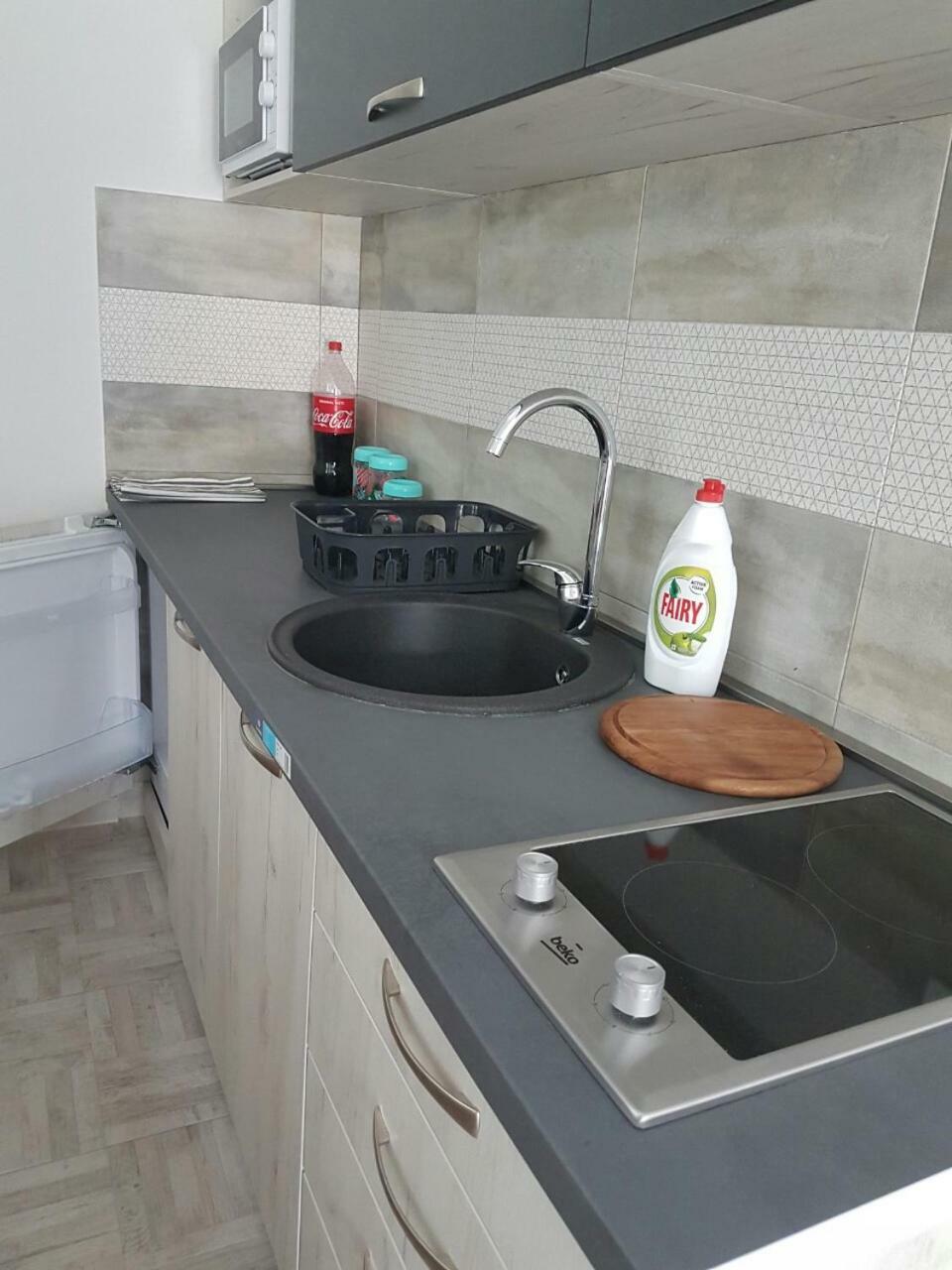 Apartamento Porto Njegusi A2 Cetinje Exterior foto